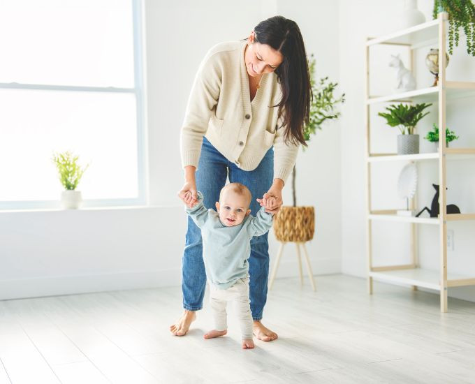 Accompagner bébé vers son autonomie