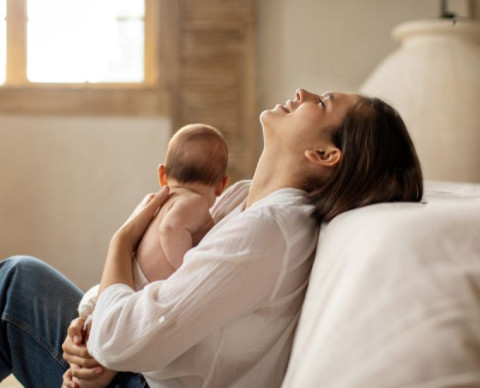 Tous nos conseils pour un retour à la maison serein avec bébé après la maternité